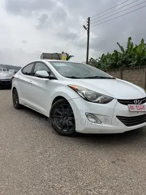 Hyundai Elantra 2013 White