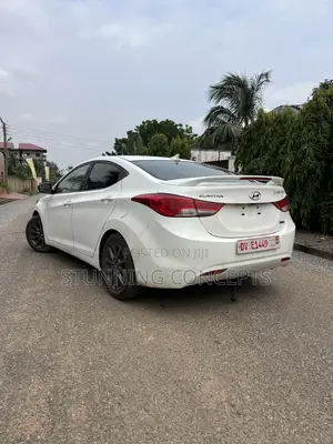 Hyundai Elantra 2013 White