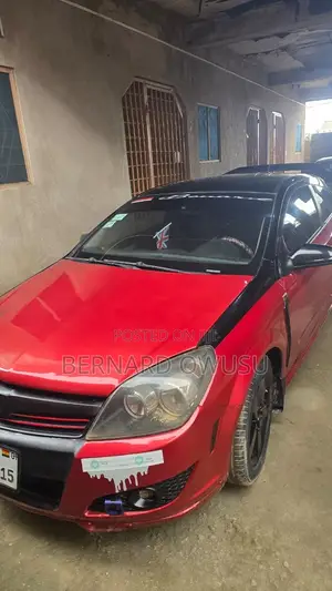 Saturn Astra 2008 Red