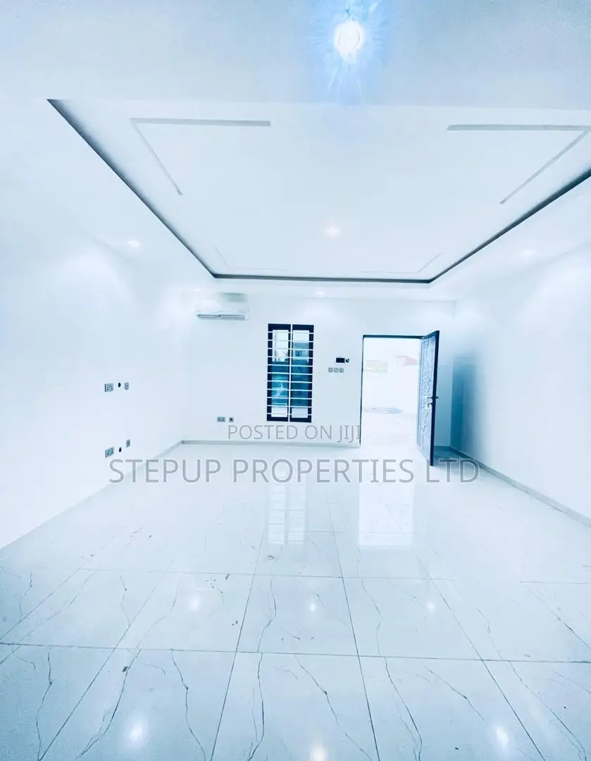 2bdrm House in Oyarifa for sale
