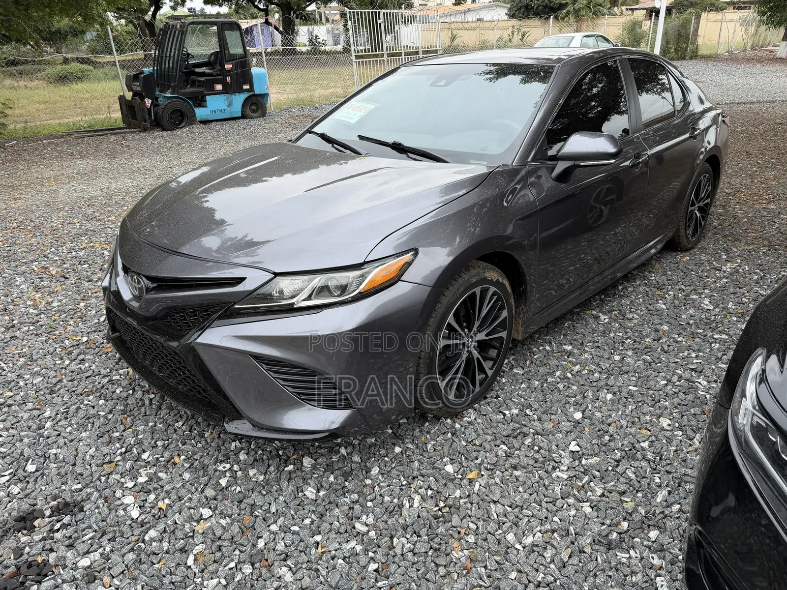 Toyota Camry SE 2021 Gray