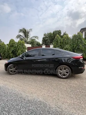 Hyundai Elantra 2018 Black