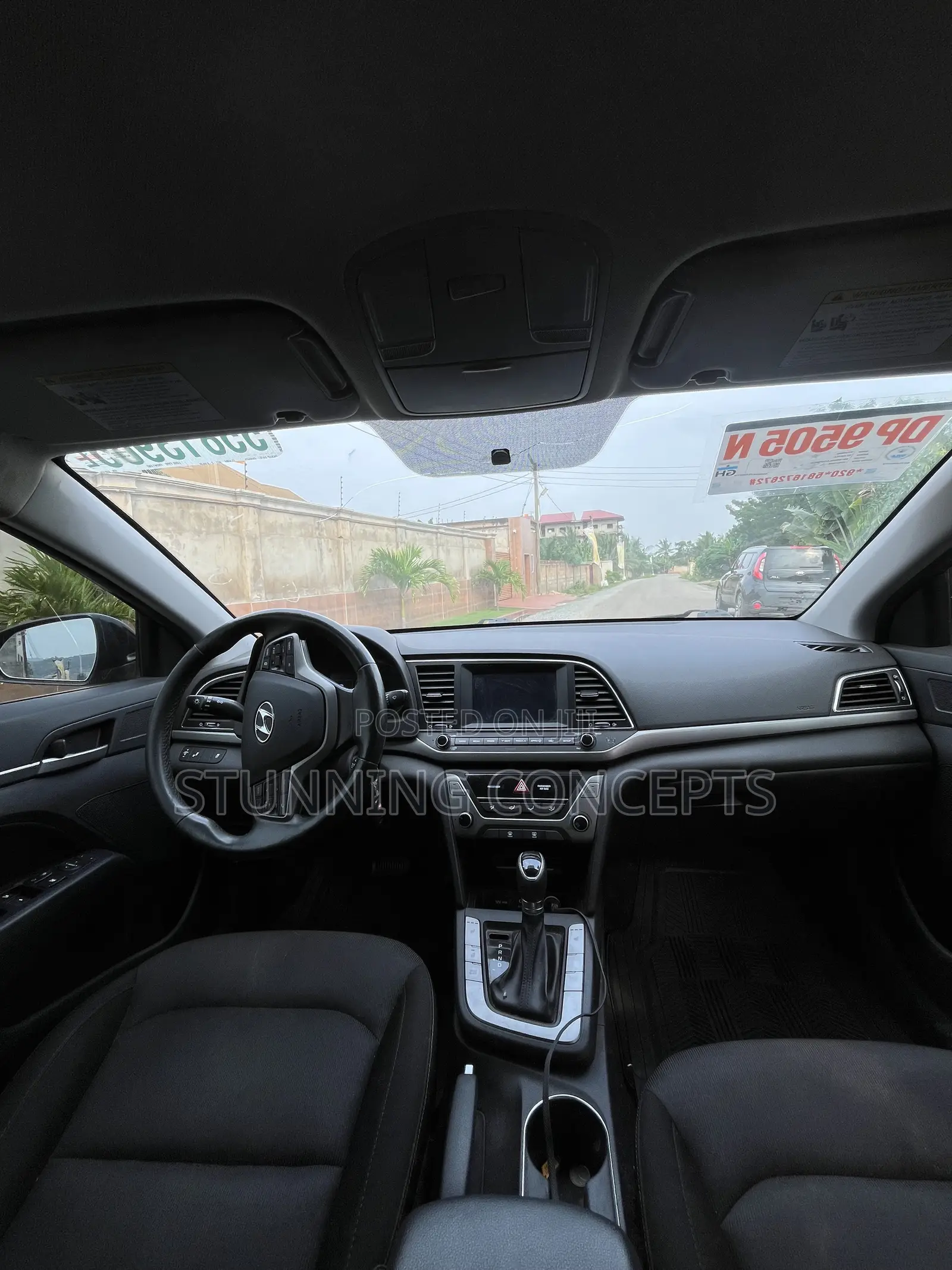 Hyundai Elantra 2018 Black
