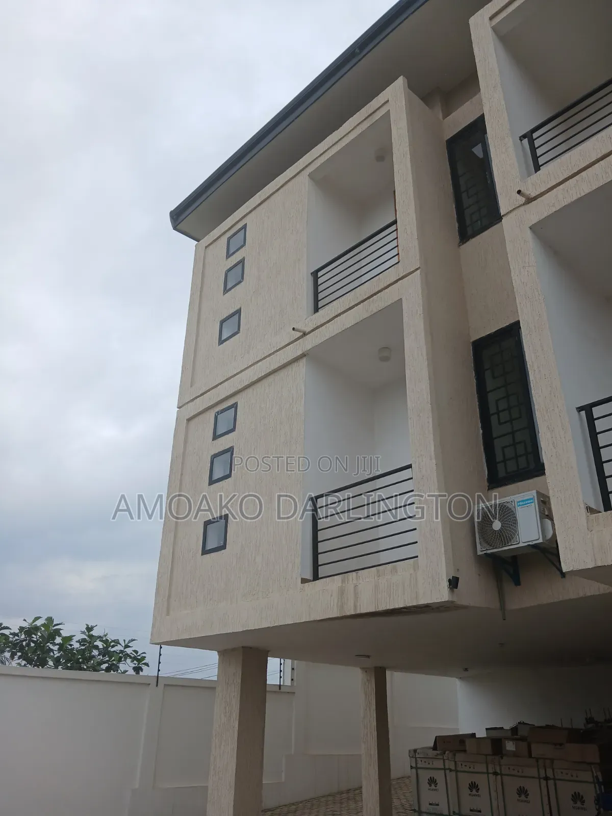 2bdrm Apartment in Amoako, Ga South Municipal for rent