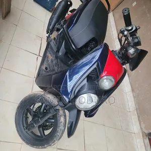 Yamaha 2019 Blue