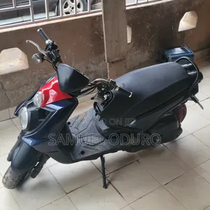 Yamaha 2019 Blue
