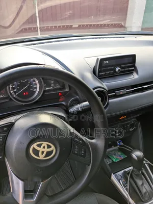 Toyota Yaris iA 1.5 FWD 2016 Gray