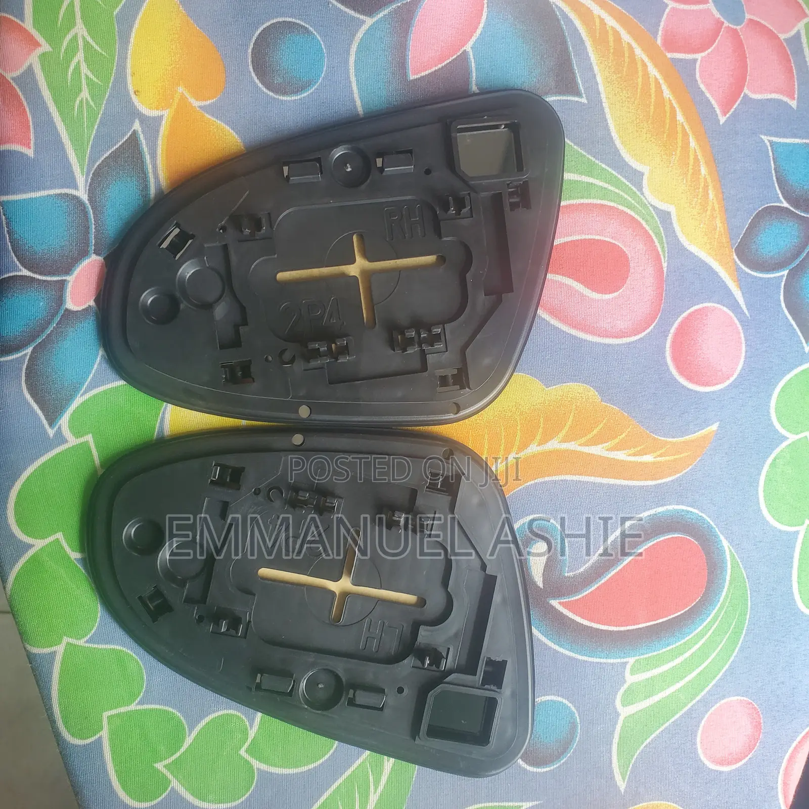 Toyota Vitz Side Mirror Glass