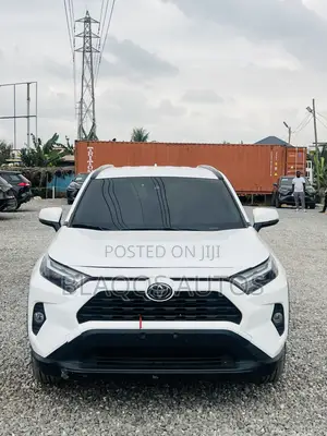 Toyota RAV4 2023 White