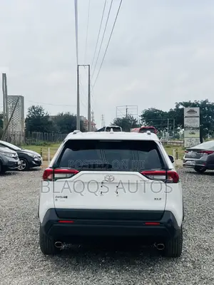 Toyota RAV4 2023 White