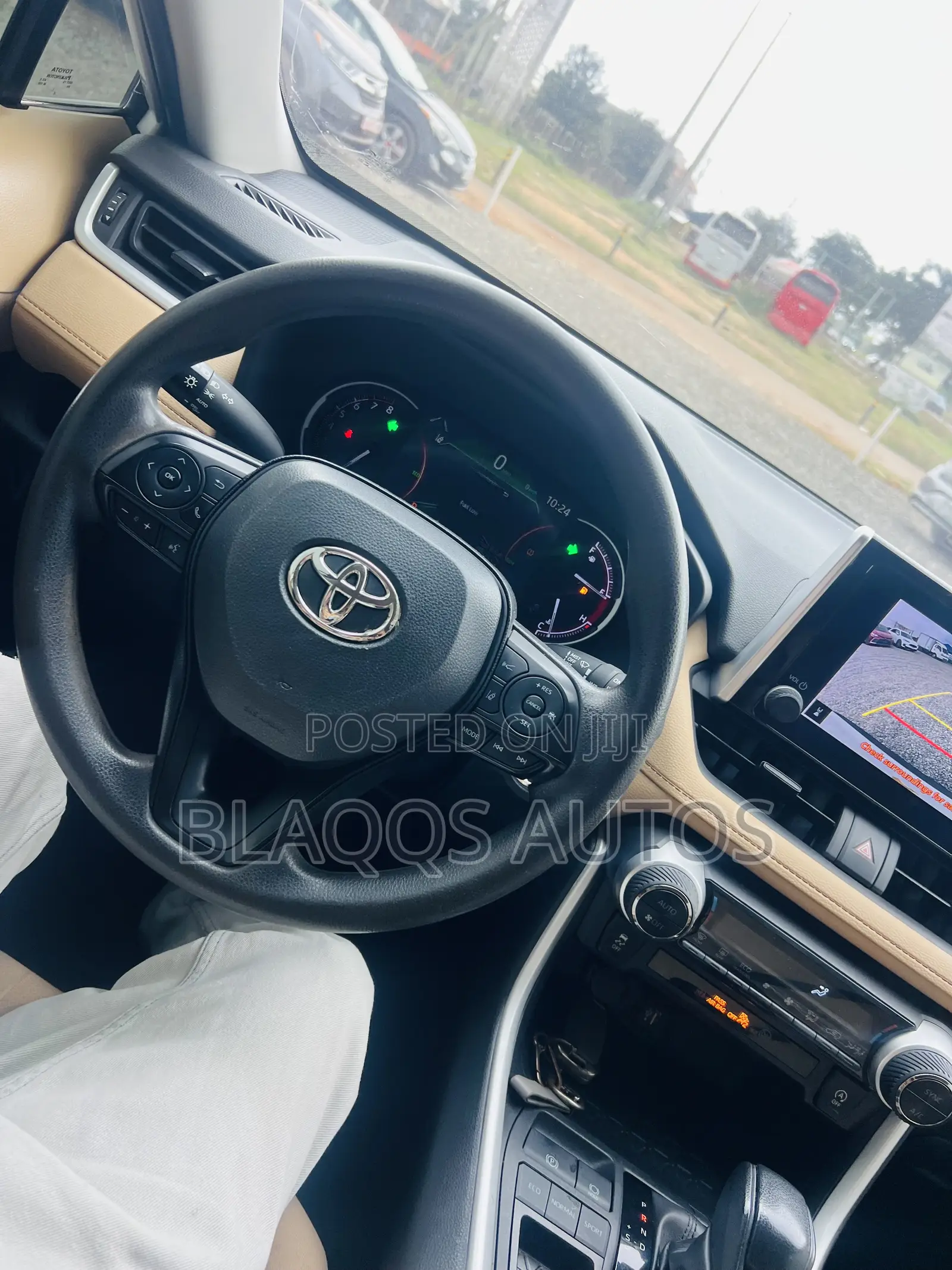 Toyota RAV4 2023 White