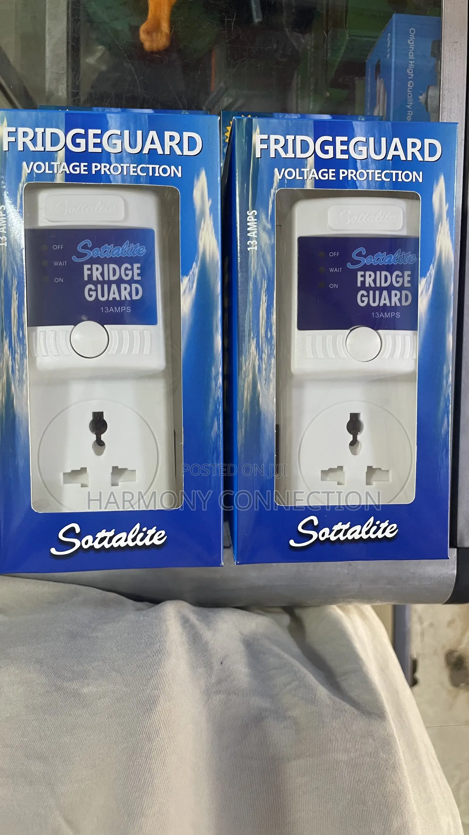Automatic 13A Fridge Guard/Voltage Protector