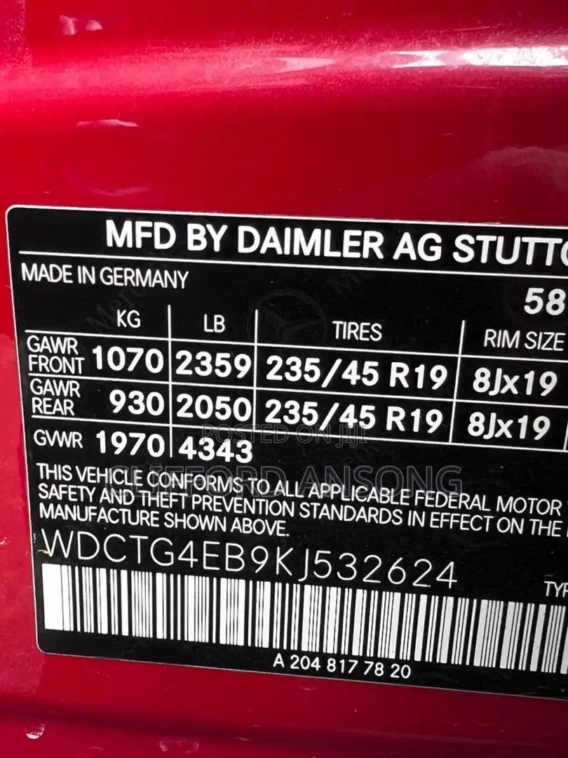 Mercedes-Benz GLA 250 2019 Red