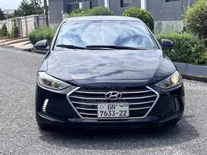 Hyundai Elantra Limited Sedan FWD (2.0L 4cyl 6A) 2017 Black