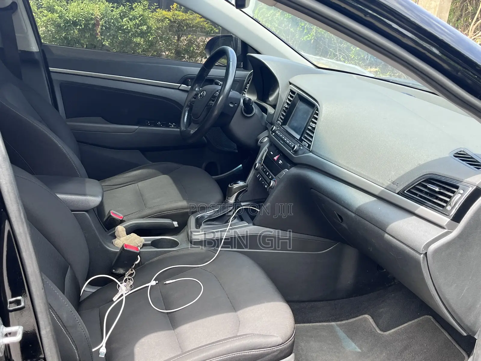 Hyundai Elantra Limited Sedan FWD (2.0L 4cyl 6A) 2017 Black