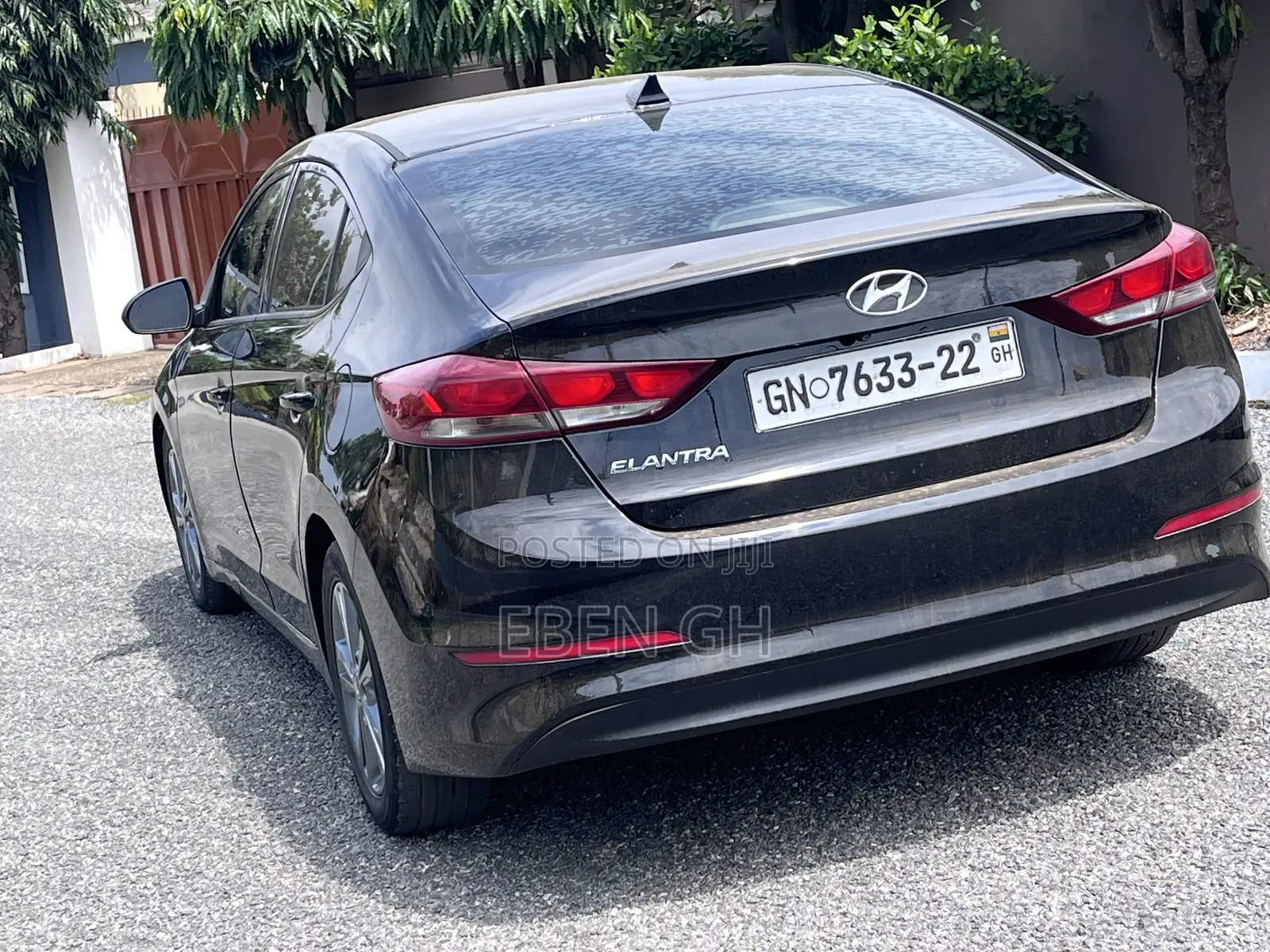 Hyundai Elantra Limited Sedan FWD (2.0L 4cyl 6A) 2017 Black