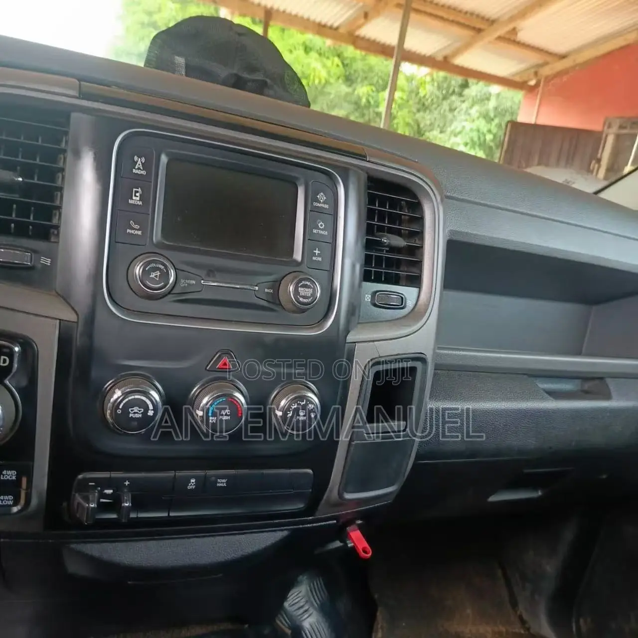 Dodge Ram 2020 Tesla
