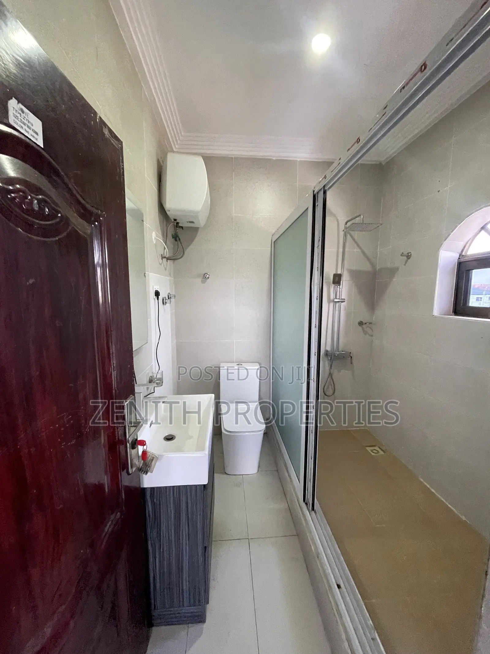 3bdrm Apartment in Zenith Realty, American House for sale