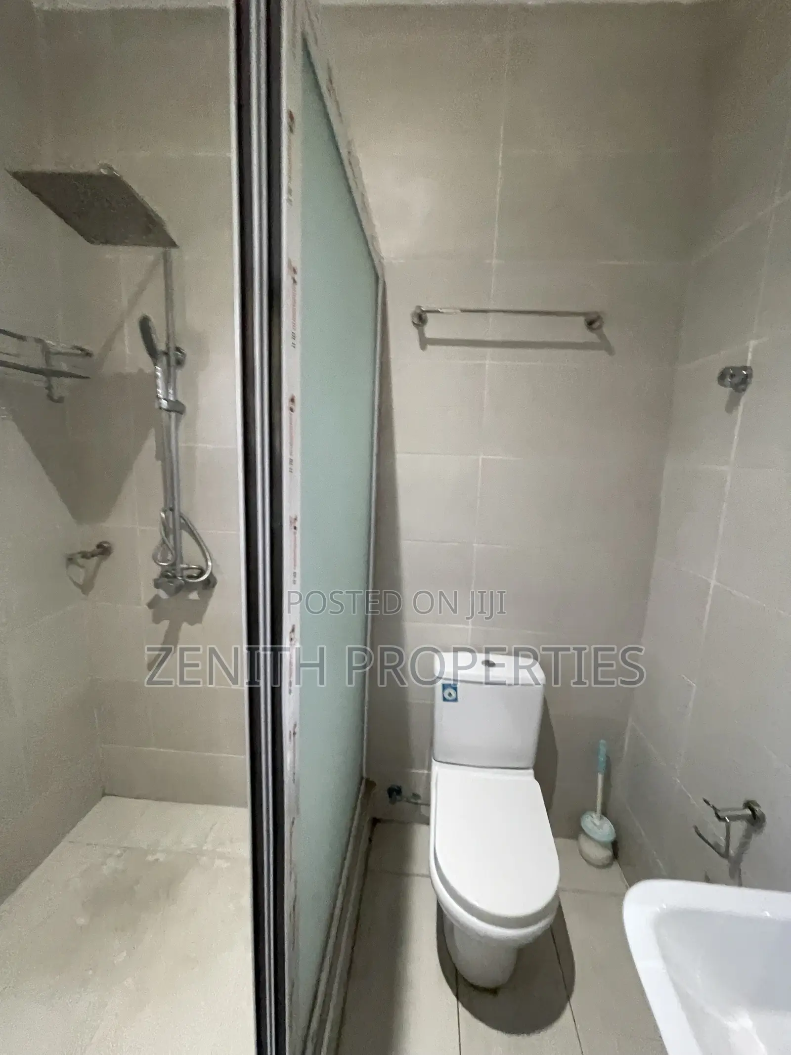 3bdrm Apartment in Zenith Realty, American House for sale