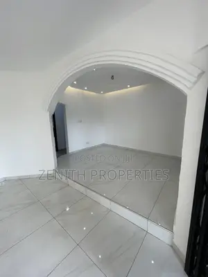 3bdrm Apartment in Zenith Realty, American House for sale