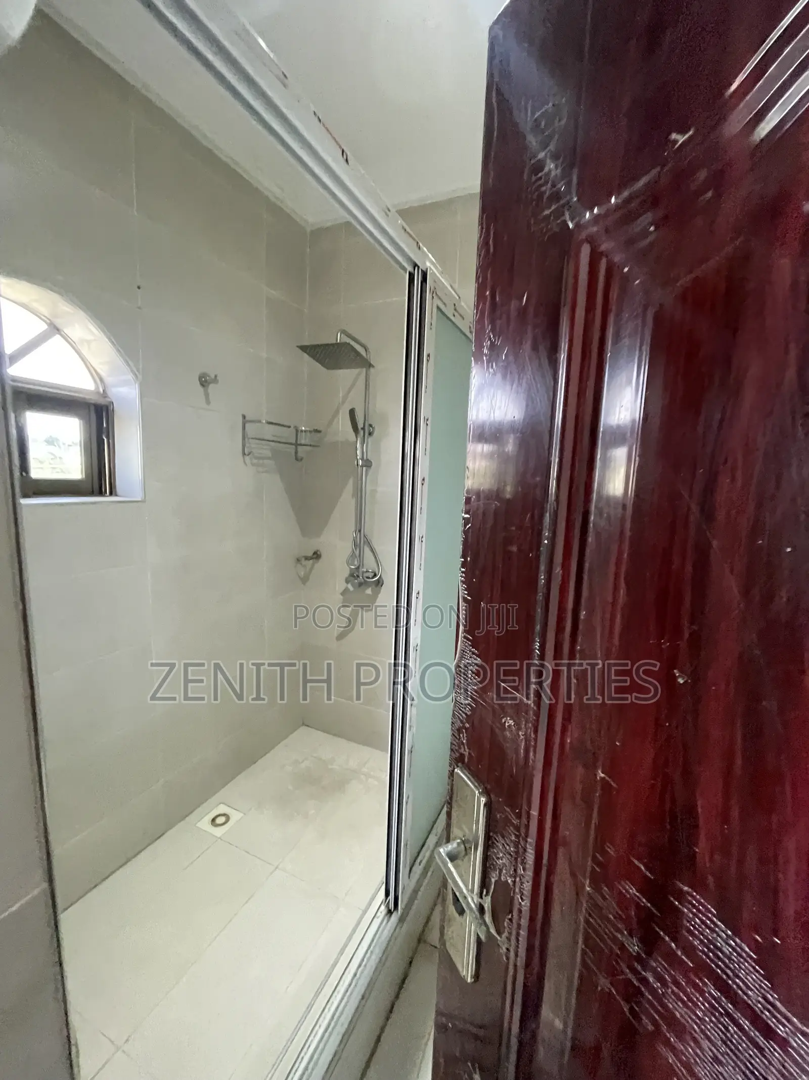 3bdrm Apartment in Zenith Realty, American House for sale
