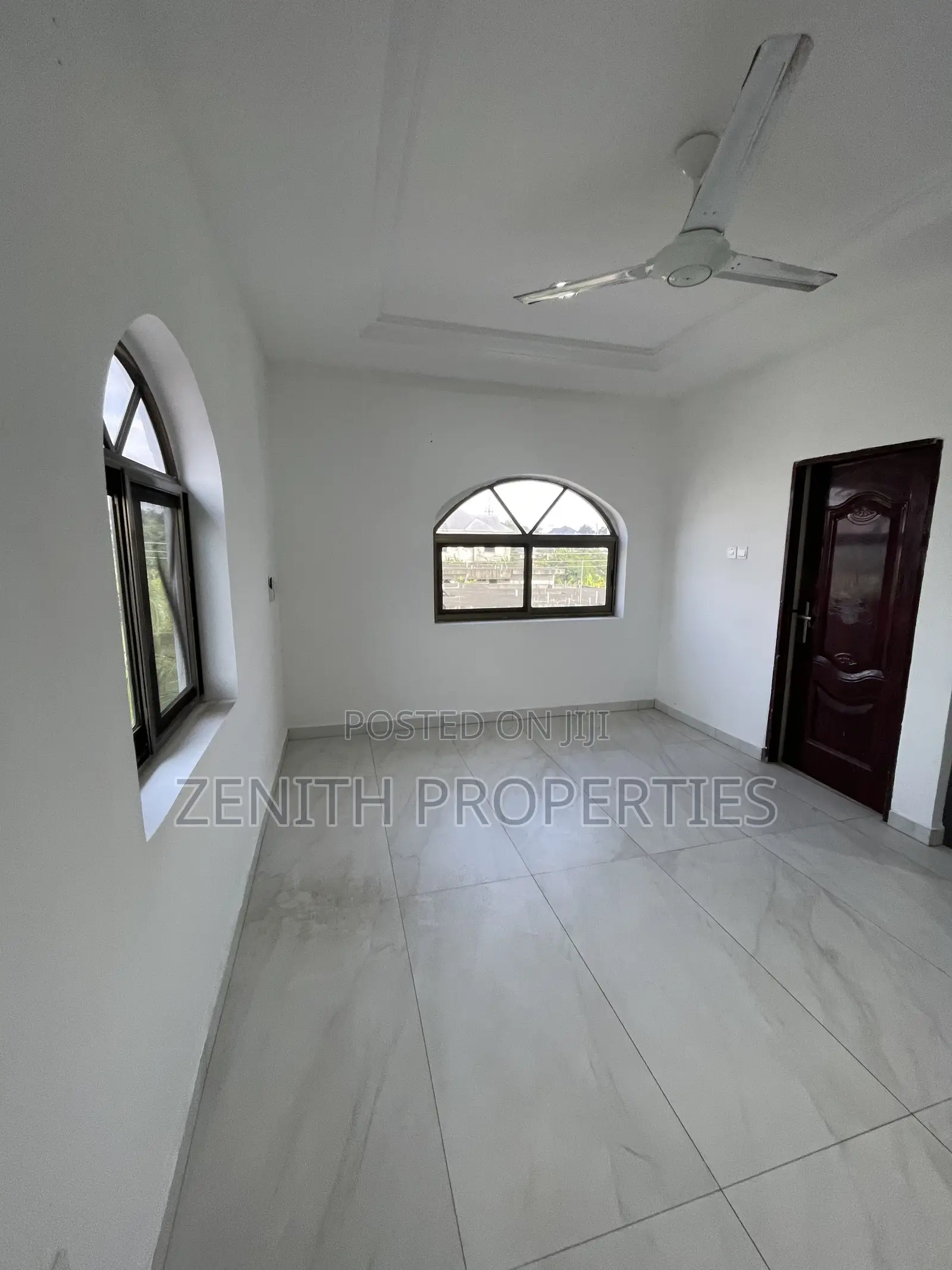 3bdrm Apartment in Zenith Realty, American House for sale