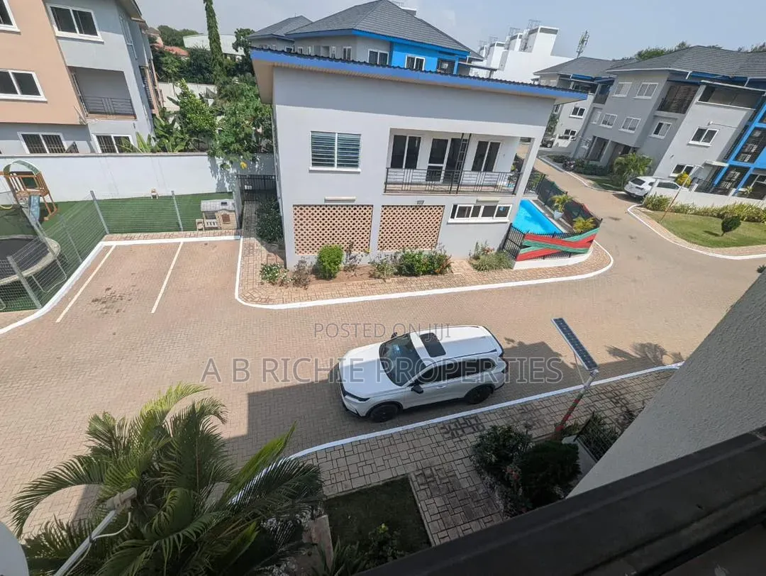 4bdrm Townhouse / Terrace in Ab Richie Properties, US Embassy Area