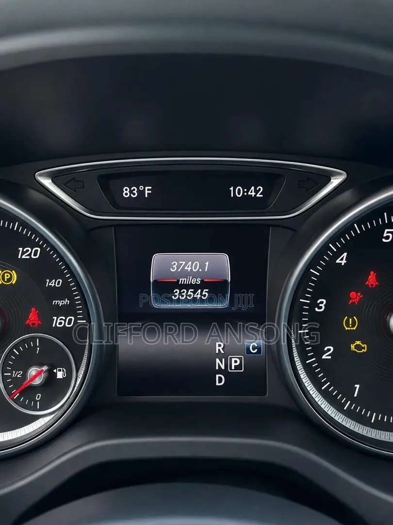 Mercedes-Benz GLA 250 2019 Red