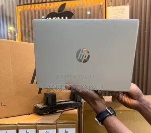 New Laptop HP 630 8GB Intel Core i5 SSD 256GB