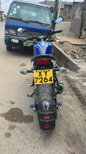Suzuki SFV650 2023 Blue