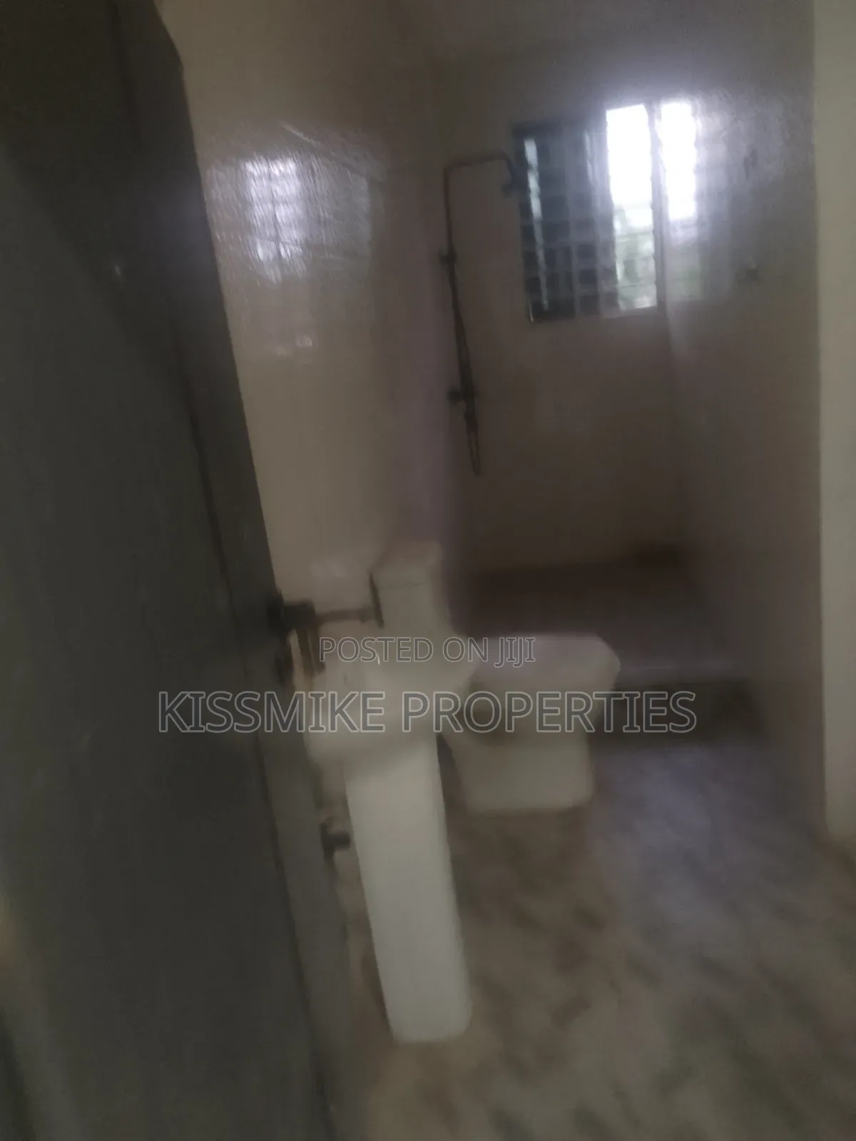 1bdrm Apartment in Kismike Investment, Accra Metropolitan for rent