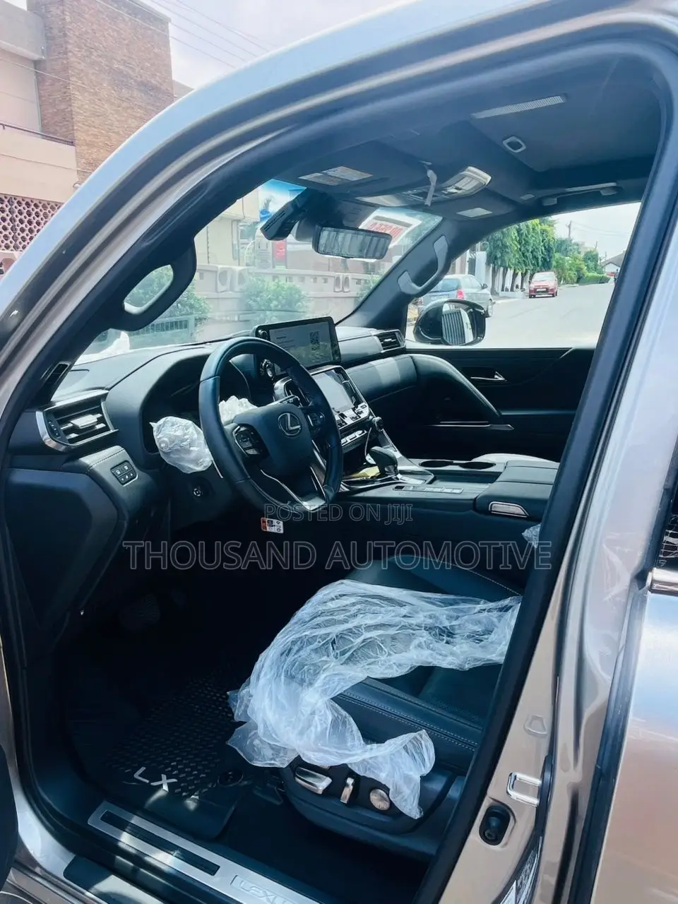 Lexus LX 700h 2025 Burgundy