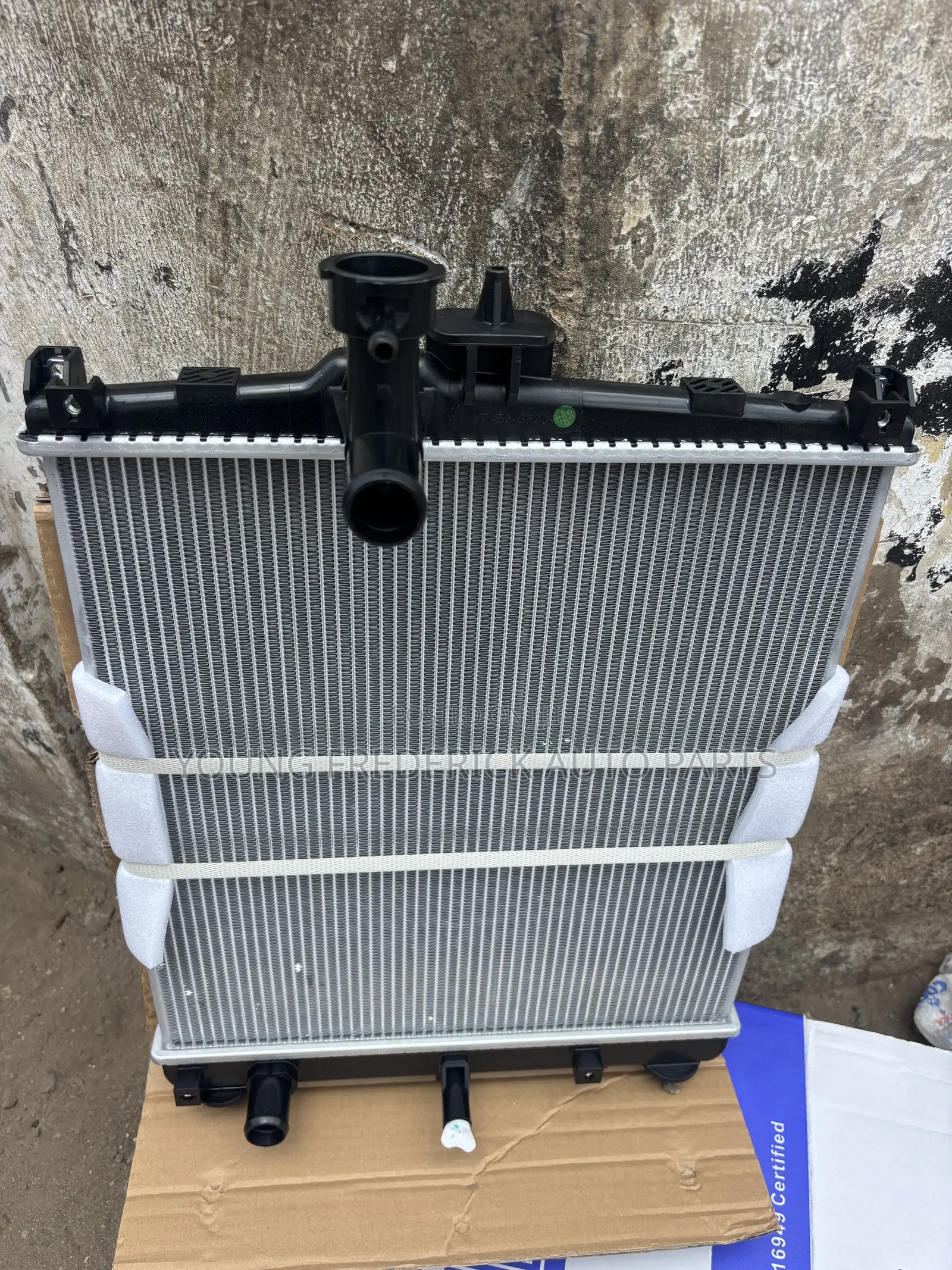 Suzuki S-Presso Radiator/Water Tank