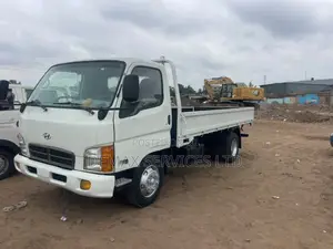 Hyundai Mighty 2004 Model