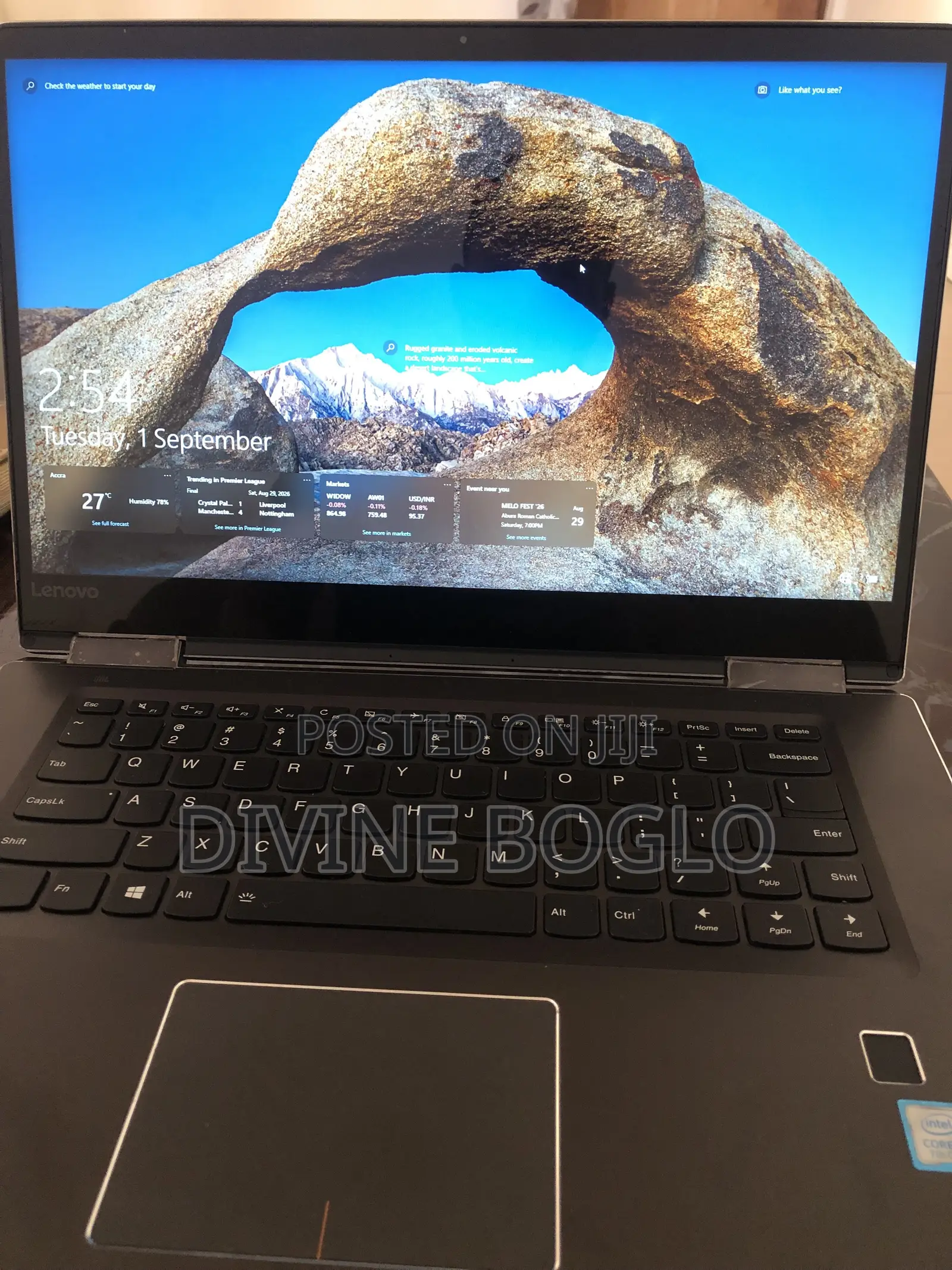 Laptop Lenovo Yoga 710 8GB Intel Core i5 HDD+SSD 256GB