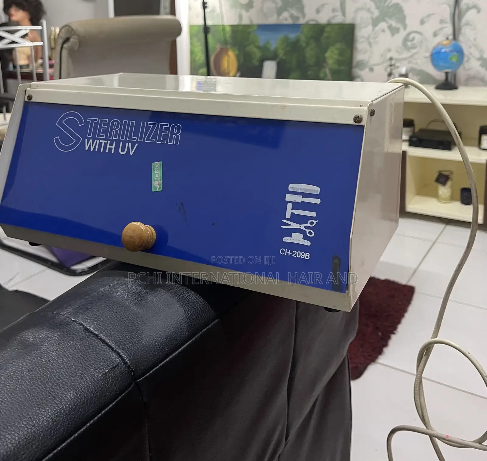 Professional Salon UV Sterilizer – CH-209B | Clean & Working