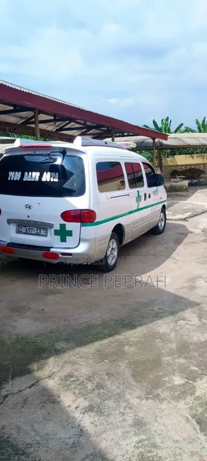 Hyundai Starex 2014 White