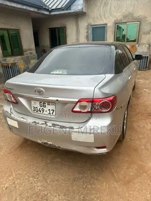 Toyota Corolla 2013 Silver