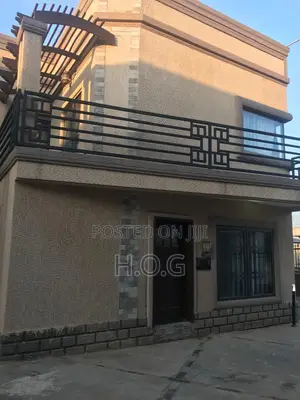 2bdrm Townhouse / Terrace in H. O. G Agency, Nmai-Dzorn for rent
