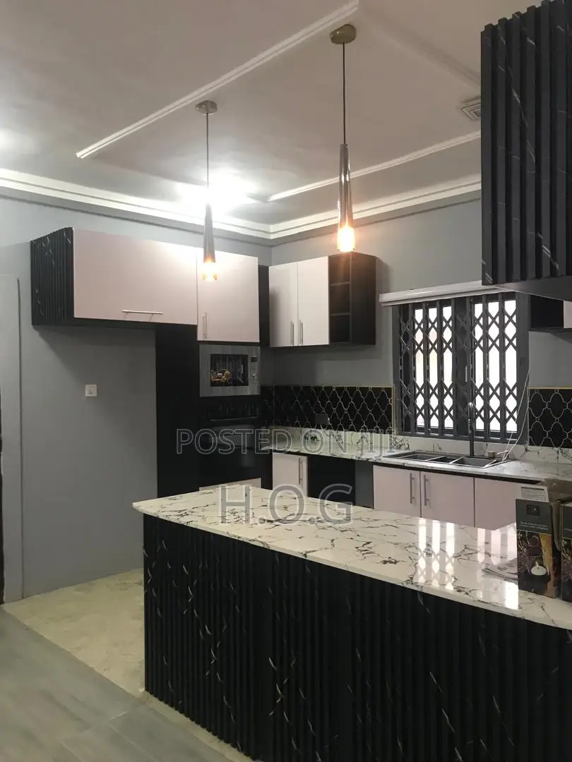 2bdrm Townhouse / Terrace in H. O. G Agency, Nmai-Dzorn for rent