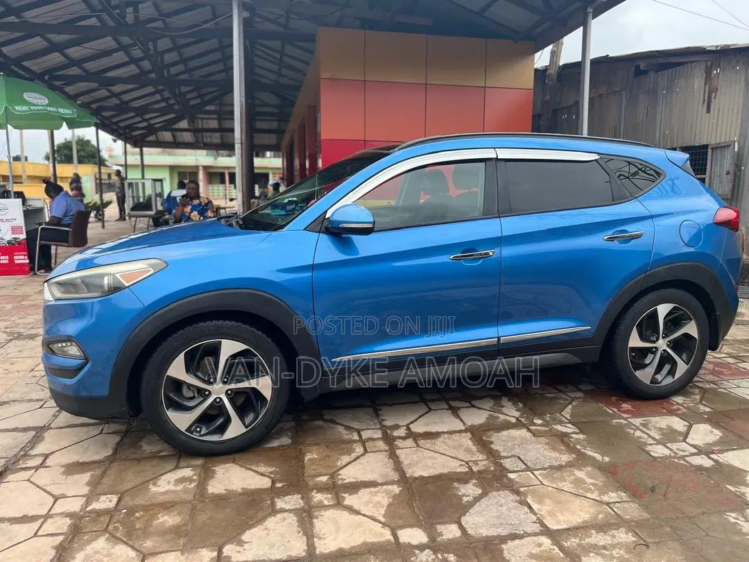 Hyundai Tucson 2016 Blue