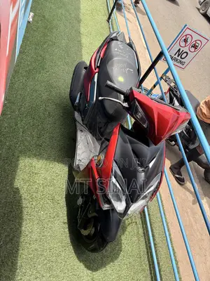 Kymco Xciting 2023 Red