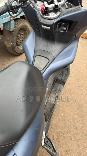 Honda 2024 Blue