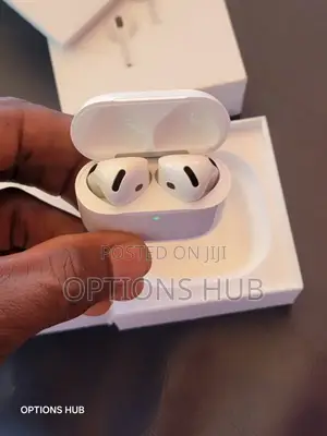 Airpods 4 Active Noise Cancelling