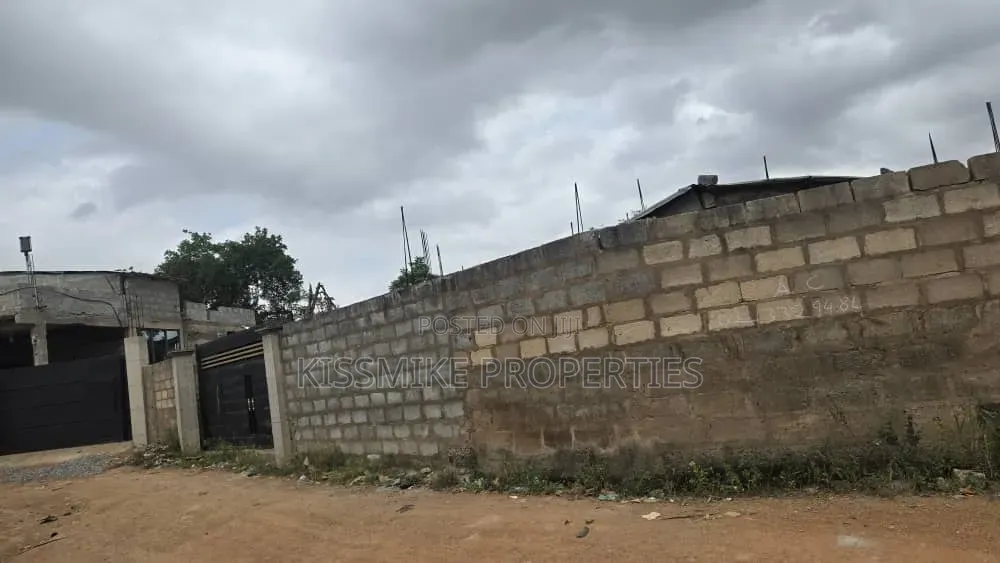 4bdrm House in Kismike Investment, Accra Metropolitan for sale
