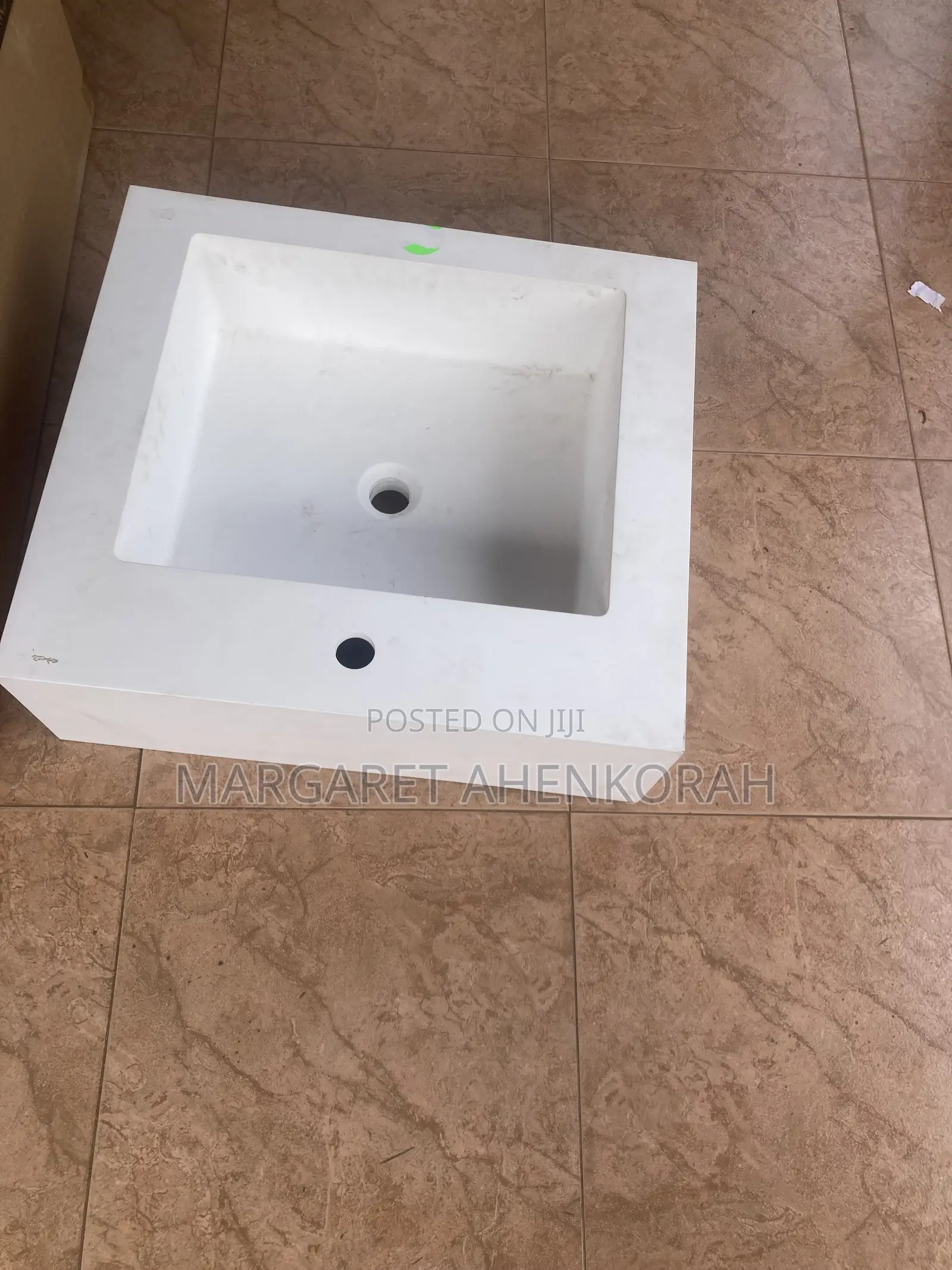 Brand New White Rectangular Sink 610x550x200MM