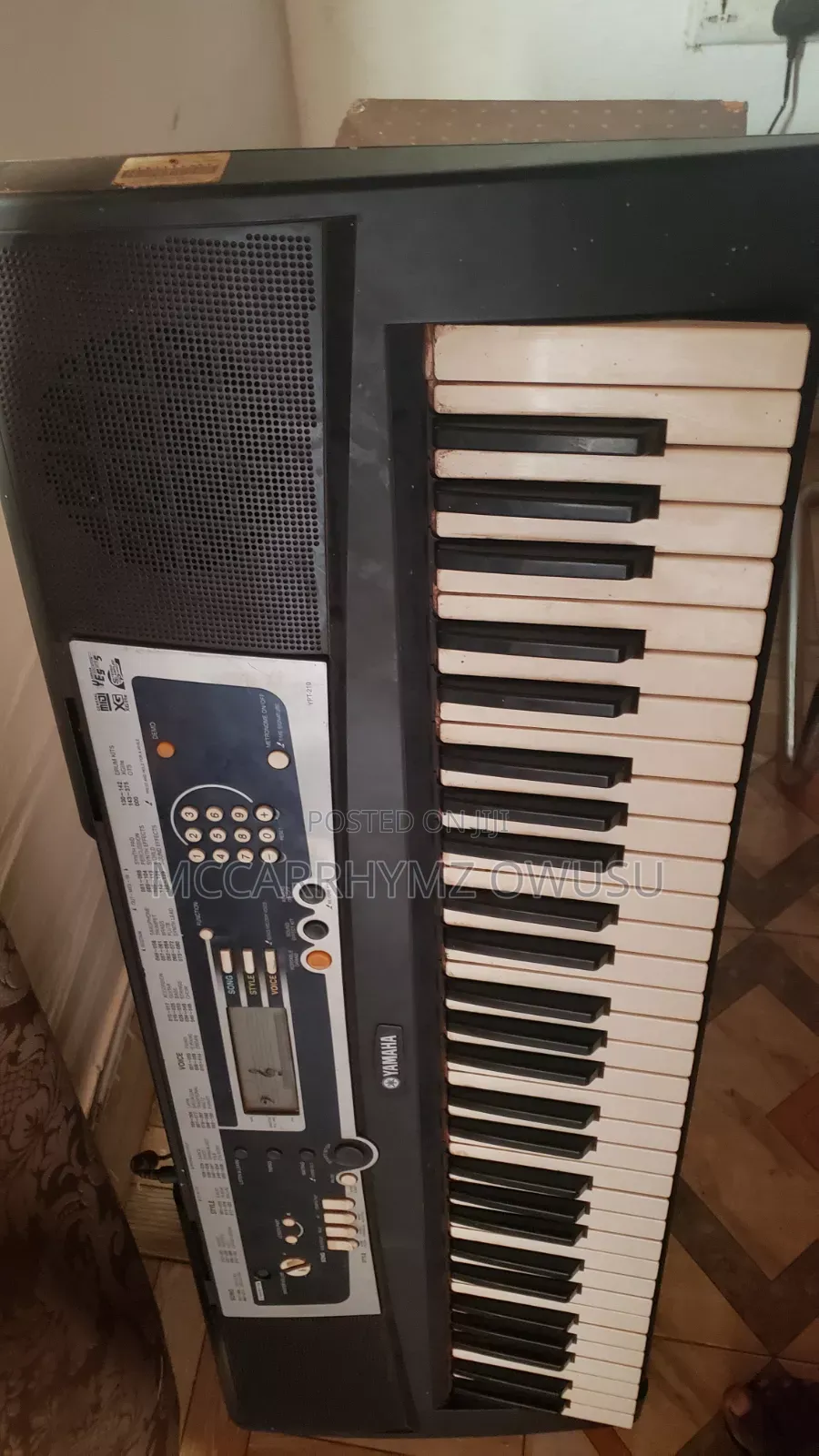 Yamaha Ypt 210