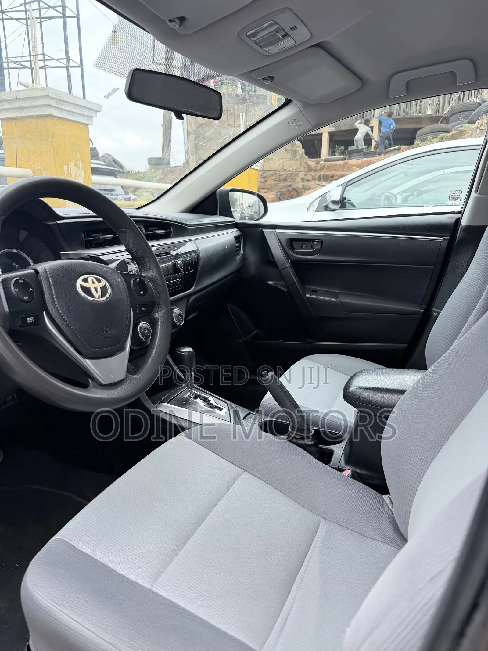 Toyota Corolla 2015 Gray