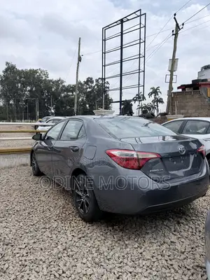 Toyota Corolla 2015 Gray