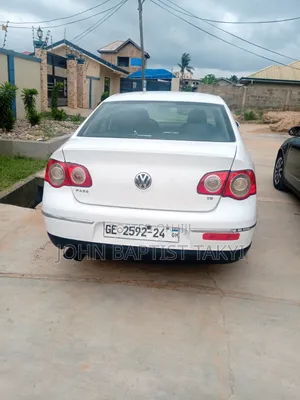 Volkswagen Passat 2008 White